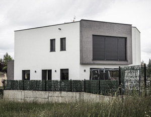 Chalet moderno de dos plantas